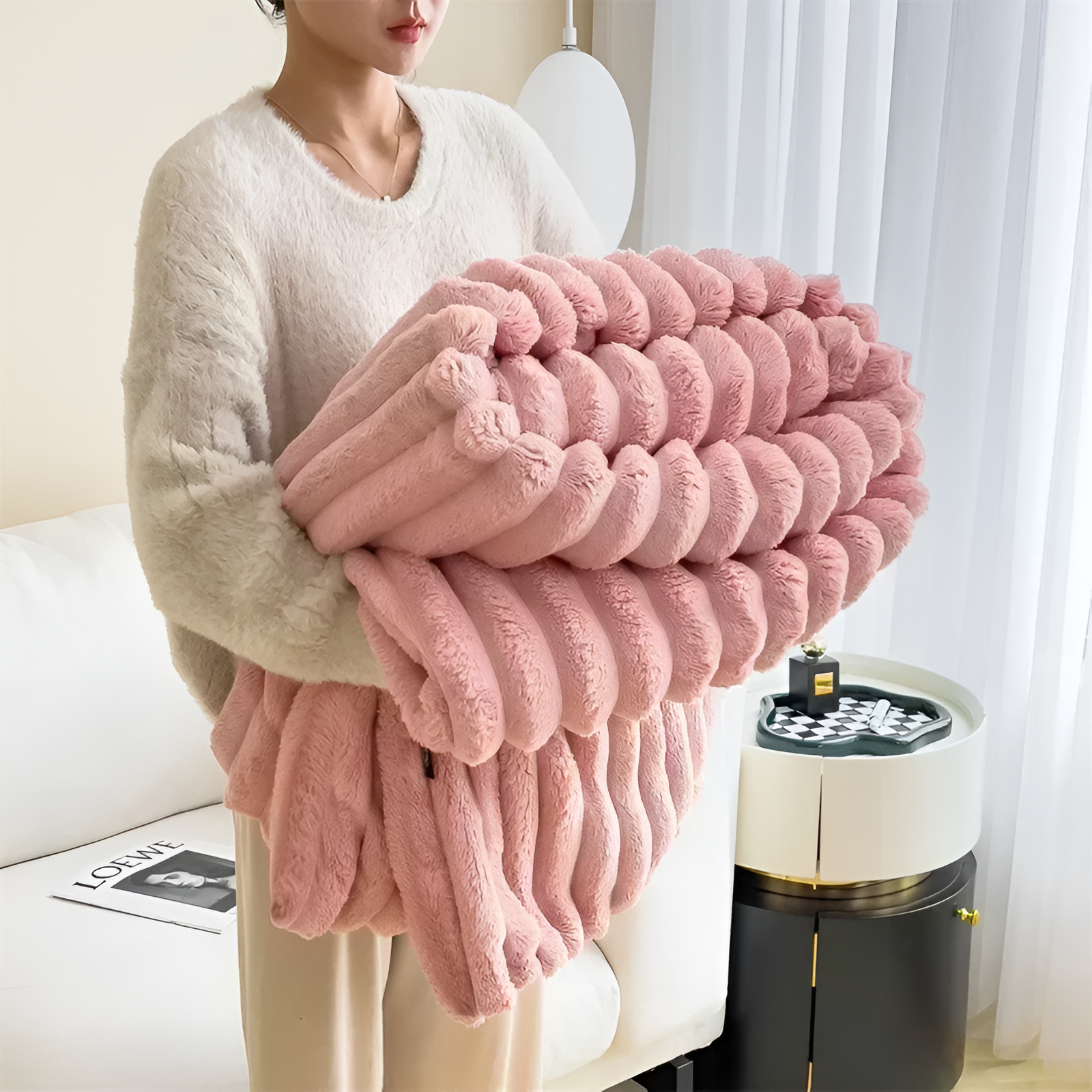 Luxurious Faux Rabbit Fur Throw Blanket + 2 Pillowcases